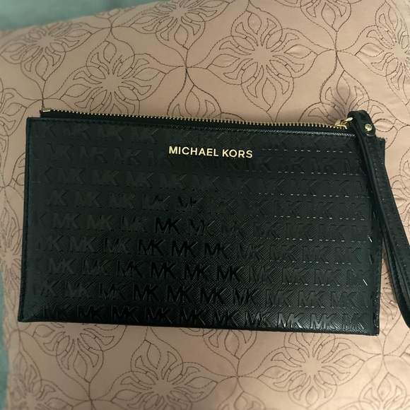 Michael Kors wallet - Picture 1 of 4